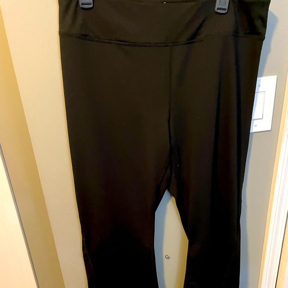 GAIAM Pants & Jumpsuits Gaiam Yoga Pants Poshmark
